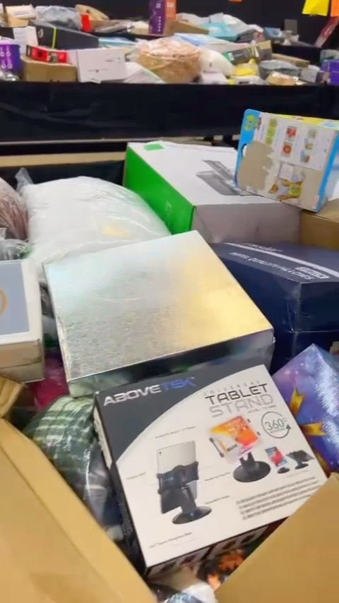 🔥🥳GRAB IT NOW BEFORE IT VANISHES 🚀‼️
Crazy items for THIS FRIDAY 🔥🥳
Any items just for $12 ‼️
we’re always on the lookout for the best deals around !
you’ll find a wide variety of electronics🔌⚡️, home faves 🛋️, 
toys 🧸 , 
gaming 🎮, 
and so much more all in one place.✨
Now, if you miss out on these deals, you’ll miss out on a lot 🤯
so don’t forget to check out our store and grab your favorite items before they’re gone.⌛️😥 
We open at 9 AM and close 7 PM 
Located at📍1415 S 14th St unit100, Leesburg, FL

#amazondeals #amazon #amazonfinds #binstoreshopping #binstore #leesburg #ocala #orlando #sales #specialoffer #florida #deals