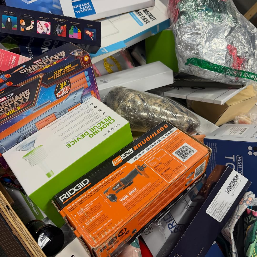 Restock Preview for $3 Friday ! 🔥

Take a look at some of the items hitting the bins!
Electronics, home goods, kitchen tools ⚒️ items and more.

There are hundreds more items not shown 👀

Doors open at 11AM
The best finds go FAST so make sure you get here early!

📍 Bin Masters
801 N Congress Ave, Boynton Beach, FL 33426

#palmbeachcounty 
#restock #binstore #boytonbeach
