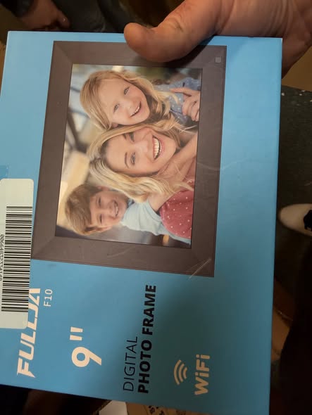 Friday Friday Friday 
$12 restock Friday

Be there at 10am

Tons of deals 

Vacuums
Carpet cleaner 
Digital Photo Frame 
Drills
Heaters
Ice Maker 
Tools