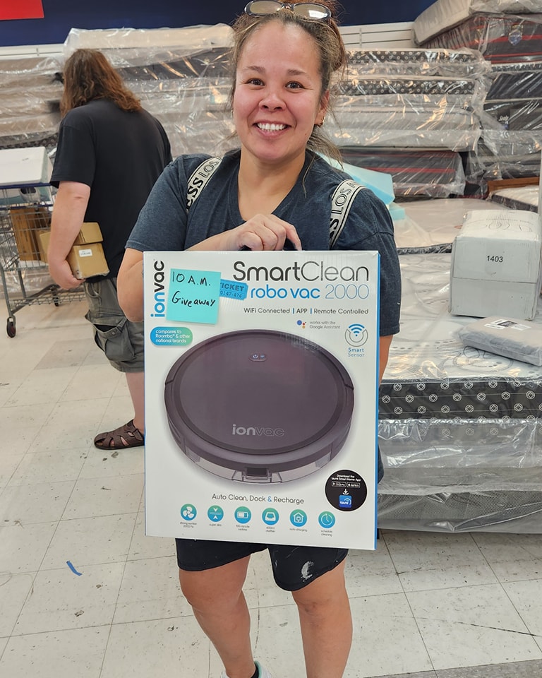 Some of our raffle winners from Friday
Thank you all for an amazing day
Come by for amazing deals everyday of the week!