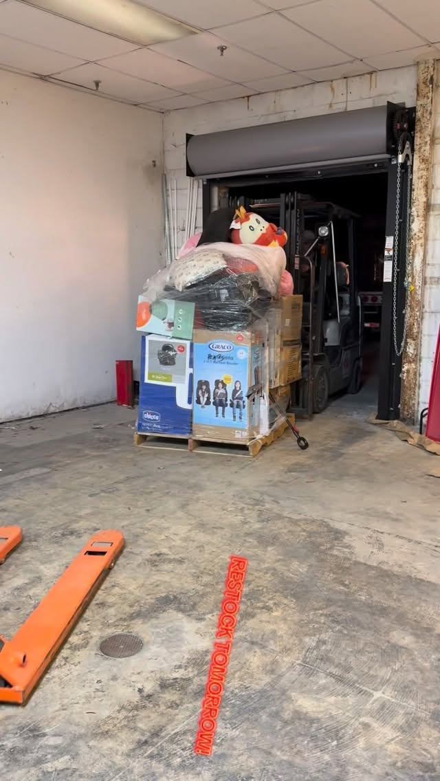 RESTOCK SATURDAY 👀🔥

These pallets are loaded and ready to hit the floor.

Brand new inventory. First pick of the week. Best selection before it’s picked through.

You never know what’s hiding inside… but once it’s out, it goes fast.

Doors open at 9AM.
📍 204 N Nova Rd
🕕 9AM-7PM