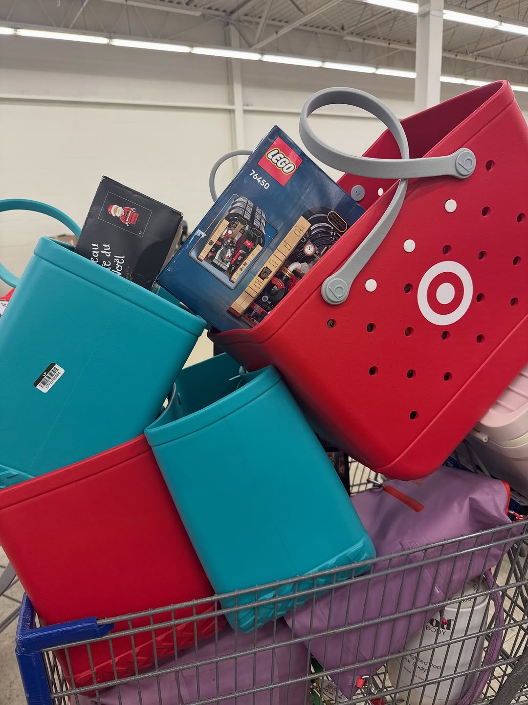 📍MENTOR!!! We are releasing another SNEAK PEEK at restock merchandise going on the floor THIS FRIDAY! We have so many incredible name brand items being unloaded we COULD NOT resist sharing more! It’s looking like a BIG restock this week DON’T MISS IT! FRIDAY 2/20 10AM 7723 Mentor Ave Mentor Ohio!