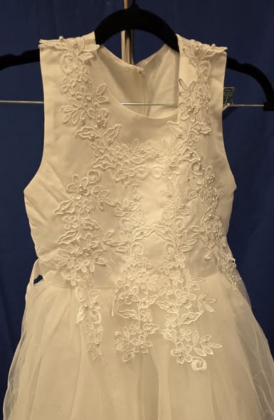 🚨🚨🚨MONDAY DEAL MADNESS at Your Favorite BIN Store!
Kick off your week with a STYLE STEAL — ALL Monday Wear Clothing is ONLY $3 per piece TODAY!
From name-brand favorites to the trendiest styles, you can revamp your look without breaking the bank.
PLUS — we start RESTOCKING at 10 AM with a fresh batch of hot new merchandise. Get here early for the best picks!
Store Hours: 9 AM – 6 PM
Location: 1001 East Frontage Rd., Alamo, TX
Dig. Discover. Deal out in style — for just 3 bucks a piece!
See you in the bins!