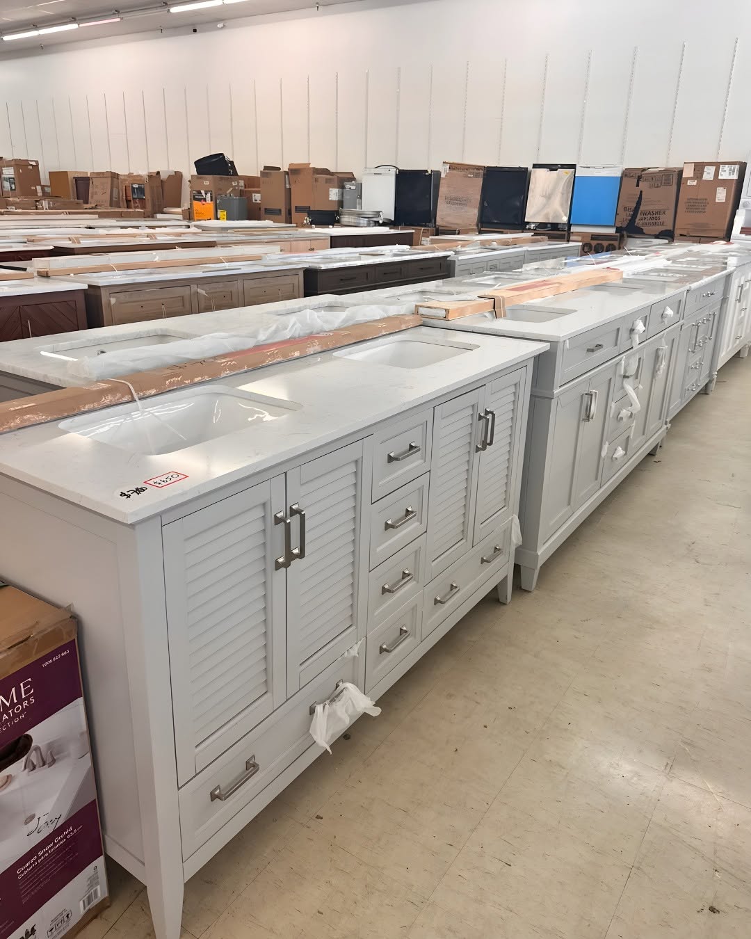 Looking to give your home a makeover? Stop at The Little Depot for your home renovation needs!

Find stoves, dishwashers, bathroom vanities, and more appliances for less. Inventory is changing daily as we clear out space for more end-of-year deals.

Save Up To 90% Off—New Shipment Every Friday
📍 Come visit us at one of our 5 Houston locations!