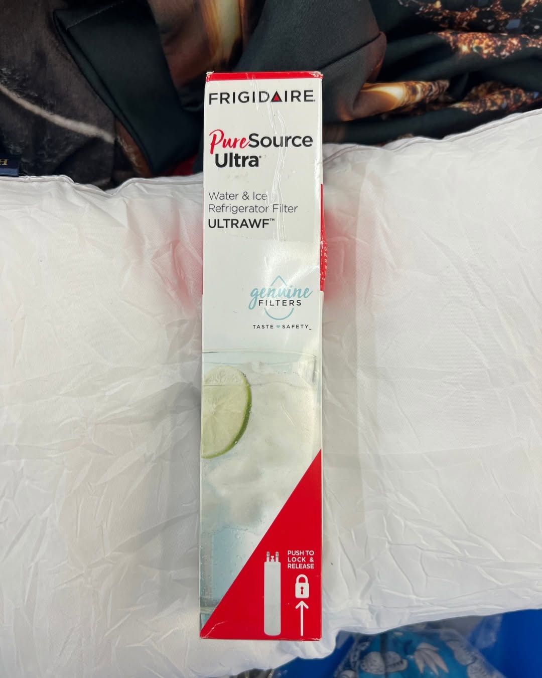 It's $2 Tuesday!! Stop in and shop at Where Ya Bin until 8pm 💙😎🛒
